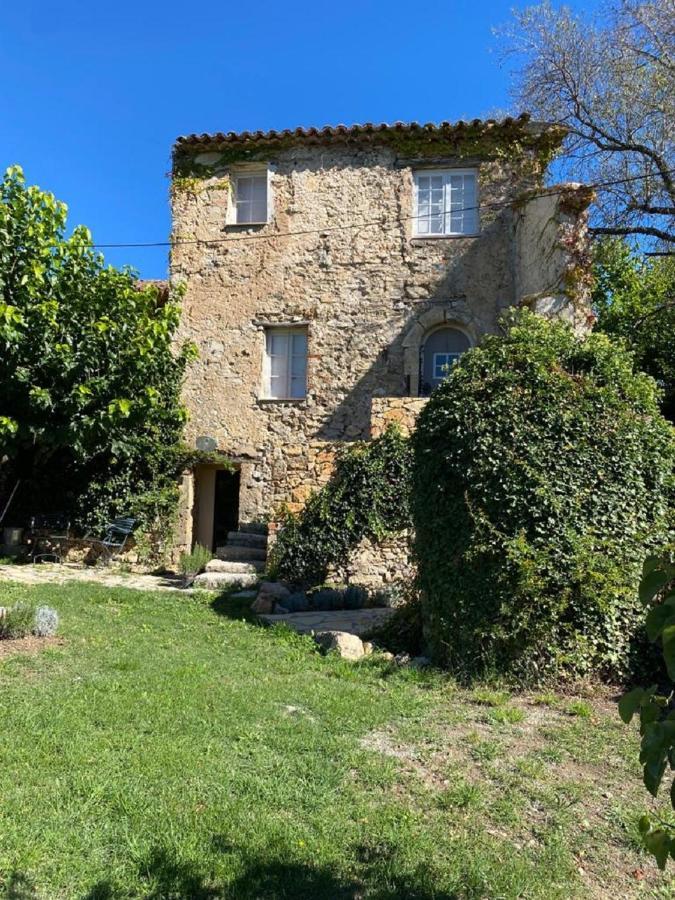 Domaine Le Petit Hameau Aparthotel Cotignac Exterior foto