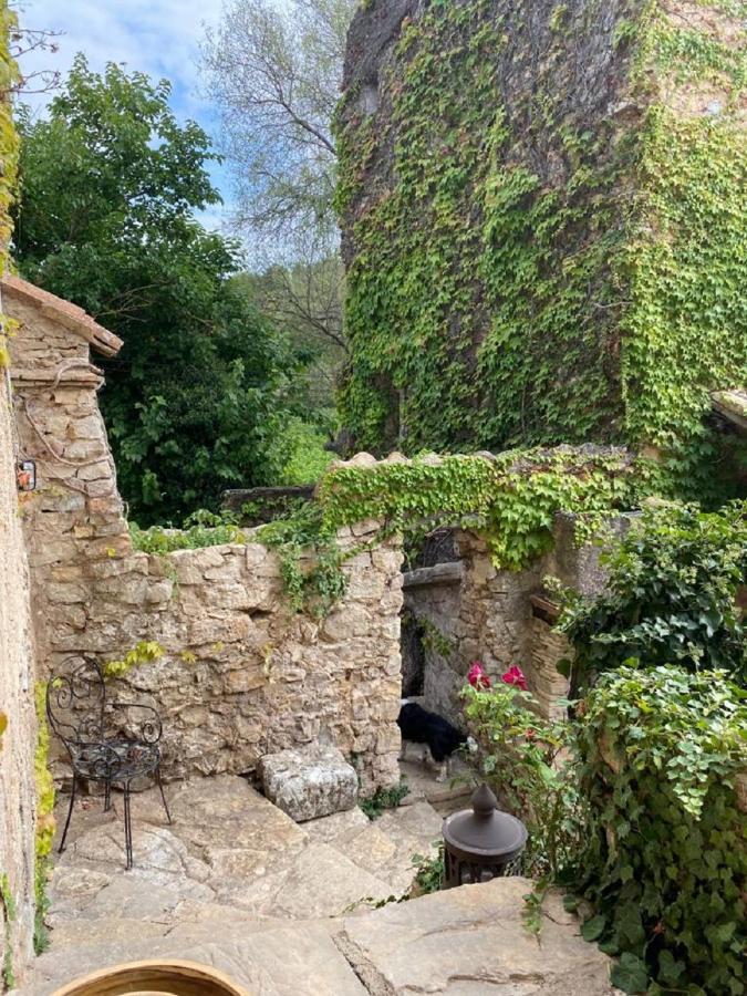 Domaine Le Petit Hameau Aparthotel Cotignac Exterior foto